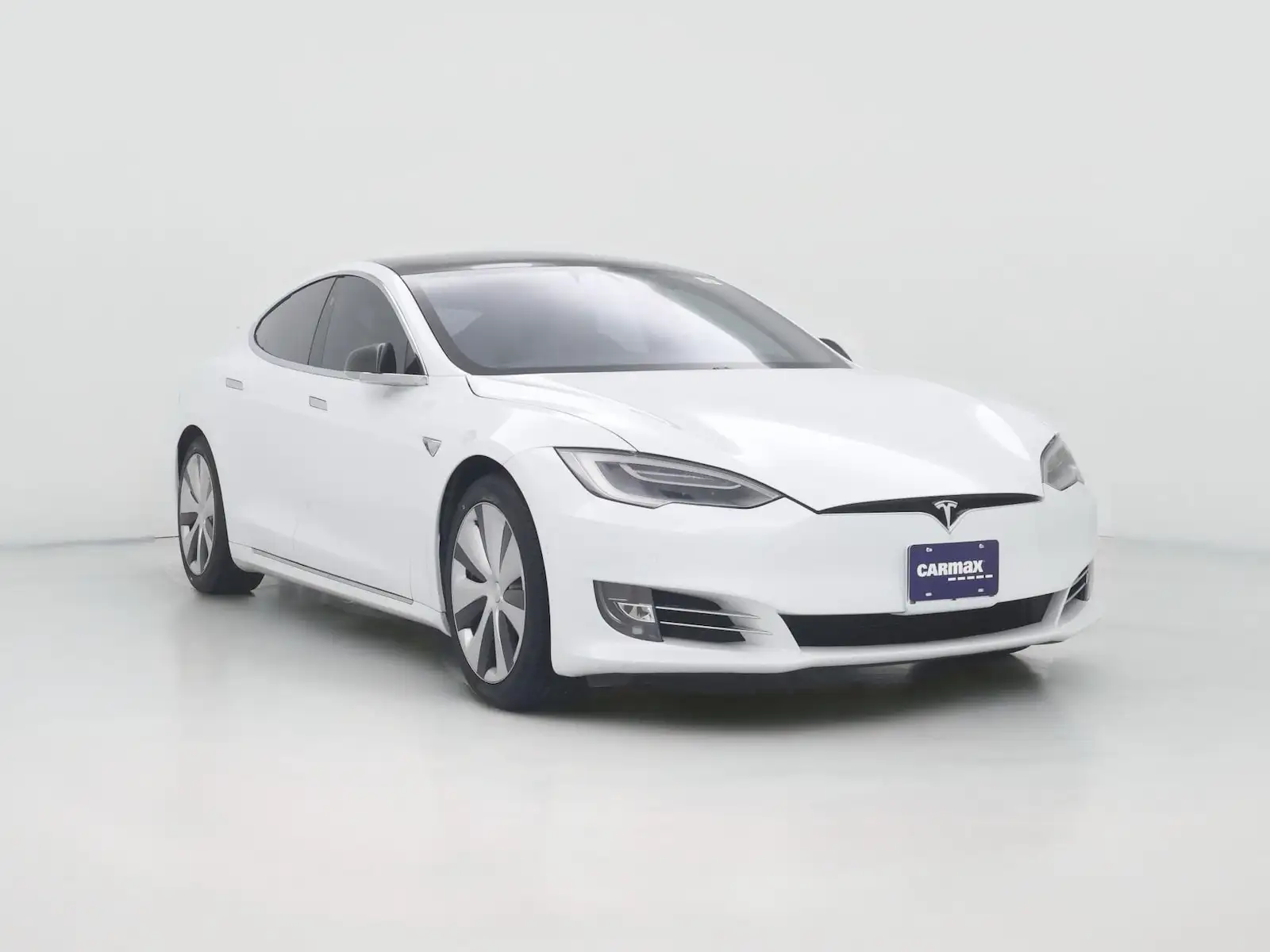 2021 Tesla Model S Long Range Plus's photo