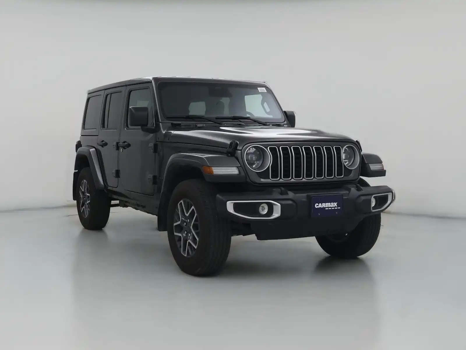 2025 Jeep Wrangler Sahara's photo