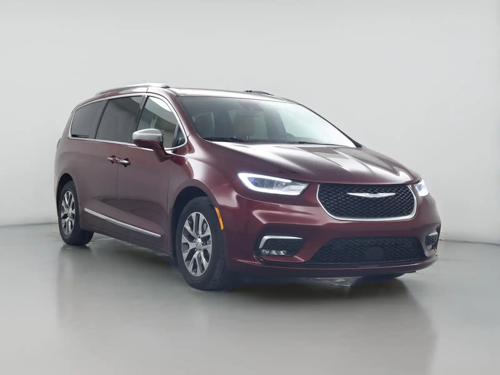 2021 Chrysler Pacifica Hybrid Pinnacle's photo