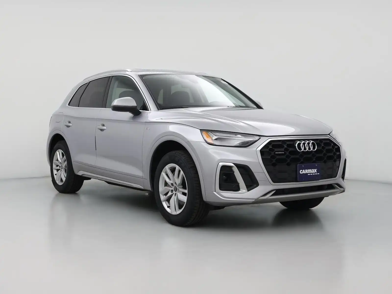 2022 Audi Q5 45 Premium's photo