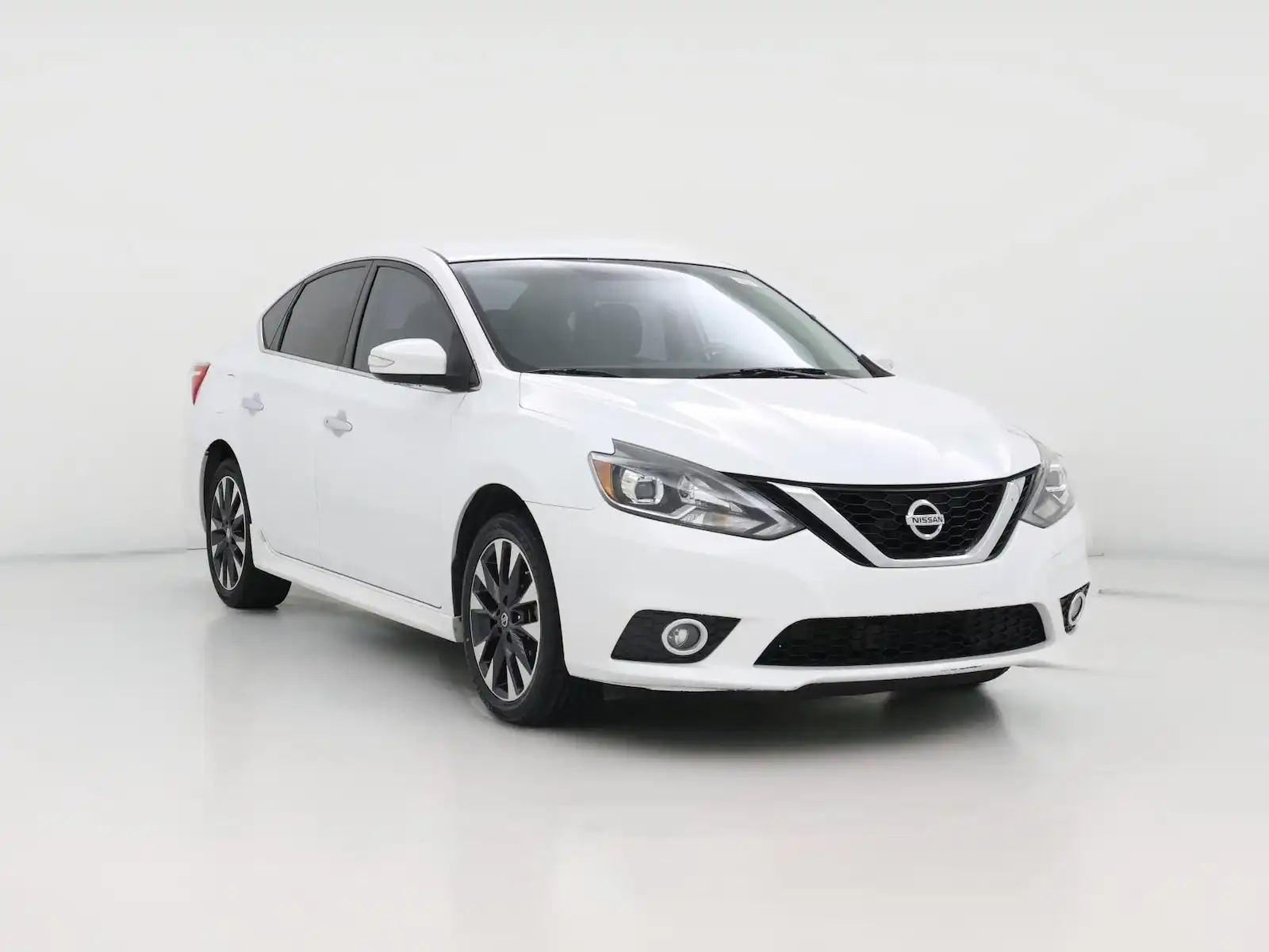 2016 Nissan Sentra SR CVT's photo