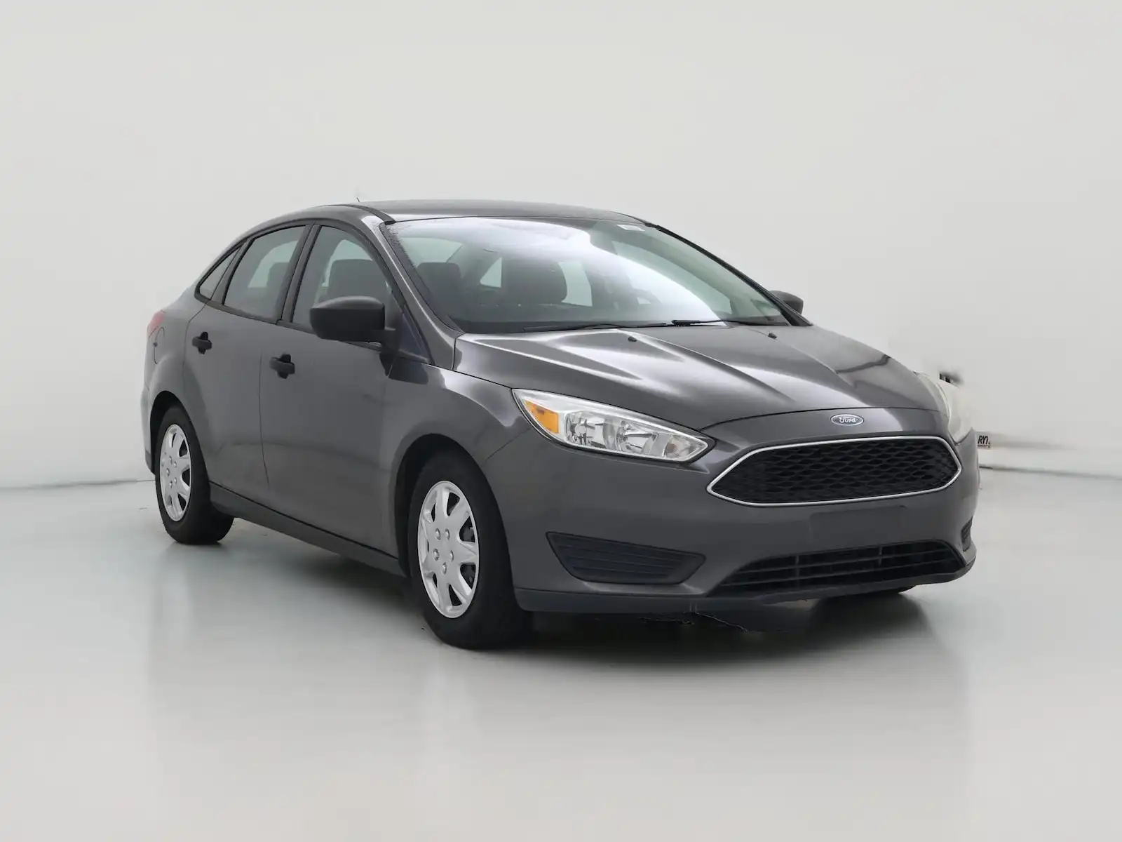2016 Ford Focus S Sedan's photo