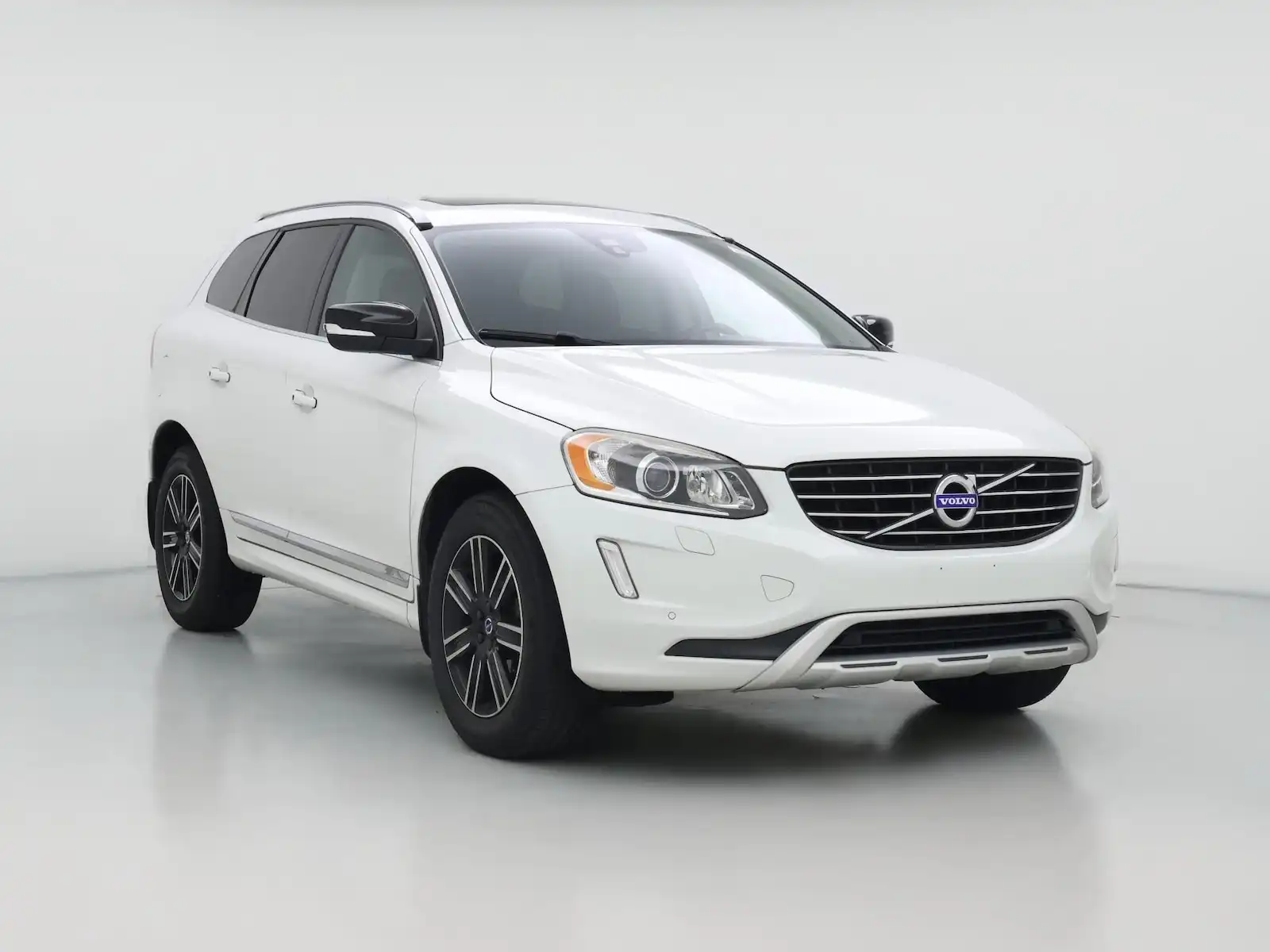 2017 Volvo XC60 T5 Dynamic's photo