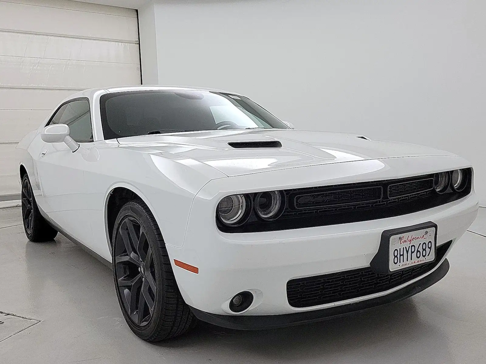 2019 Dodge Challenger SXT Auto's photo