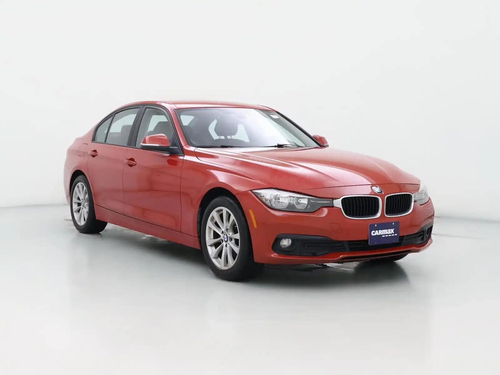 2017 BMW 3 Series 320i Sedan's photo