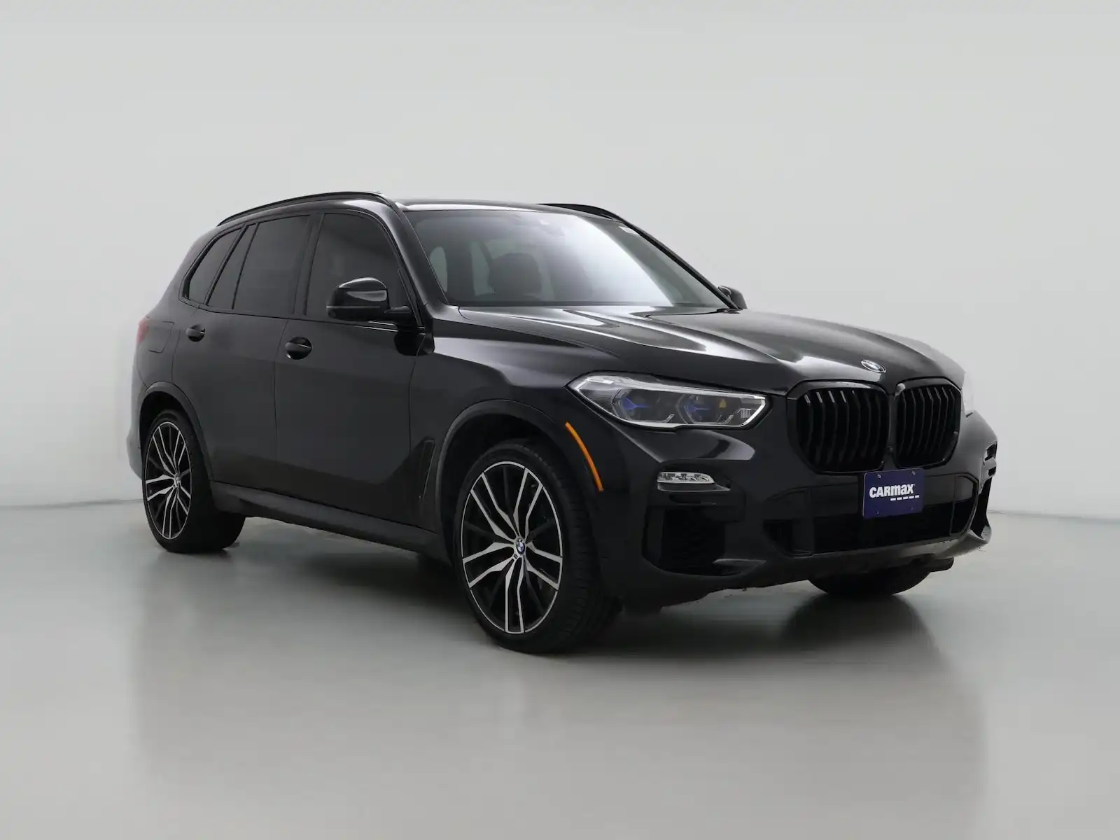 2020 BMW X5 M50i's photo