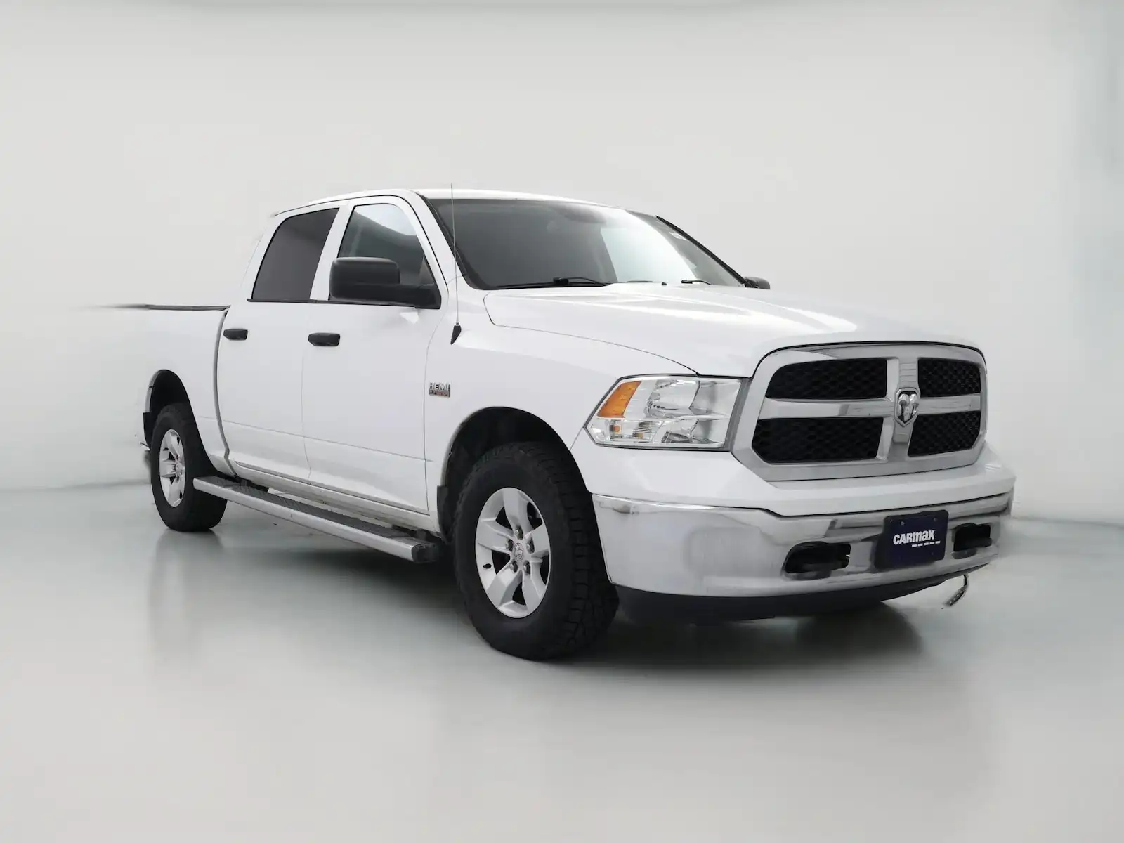 2019 RAM 1500 Classic Tradesman 4WD Crew Cab 5'7's photo