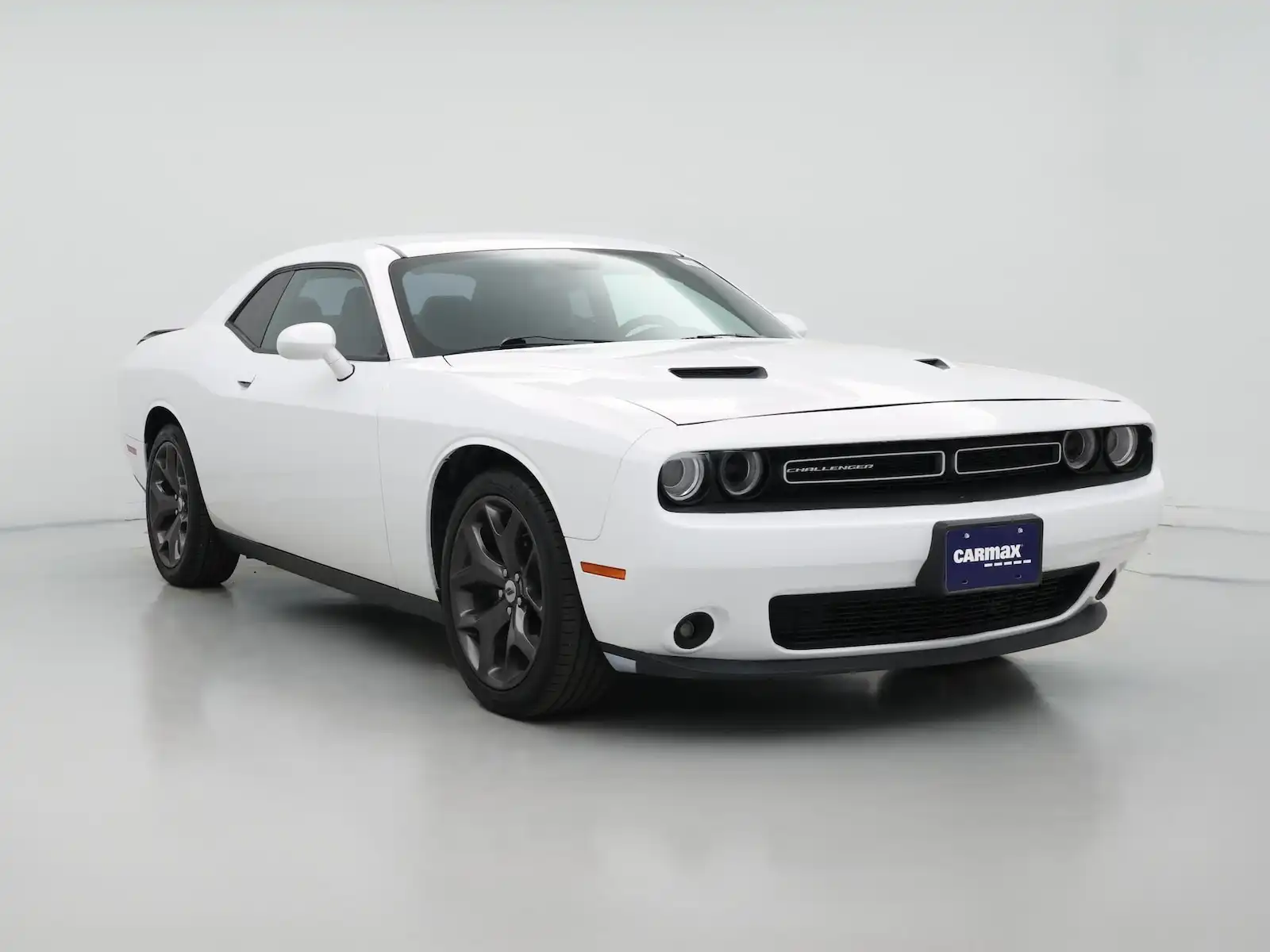 2018 Dodge Challenger SXT Plus's photo