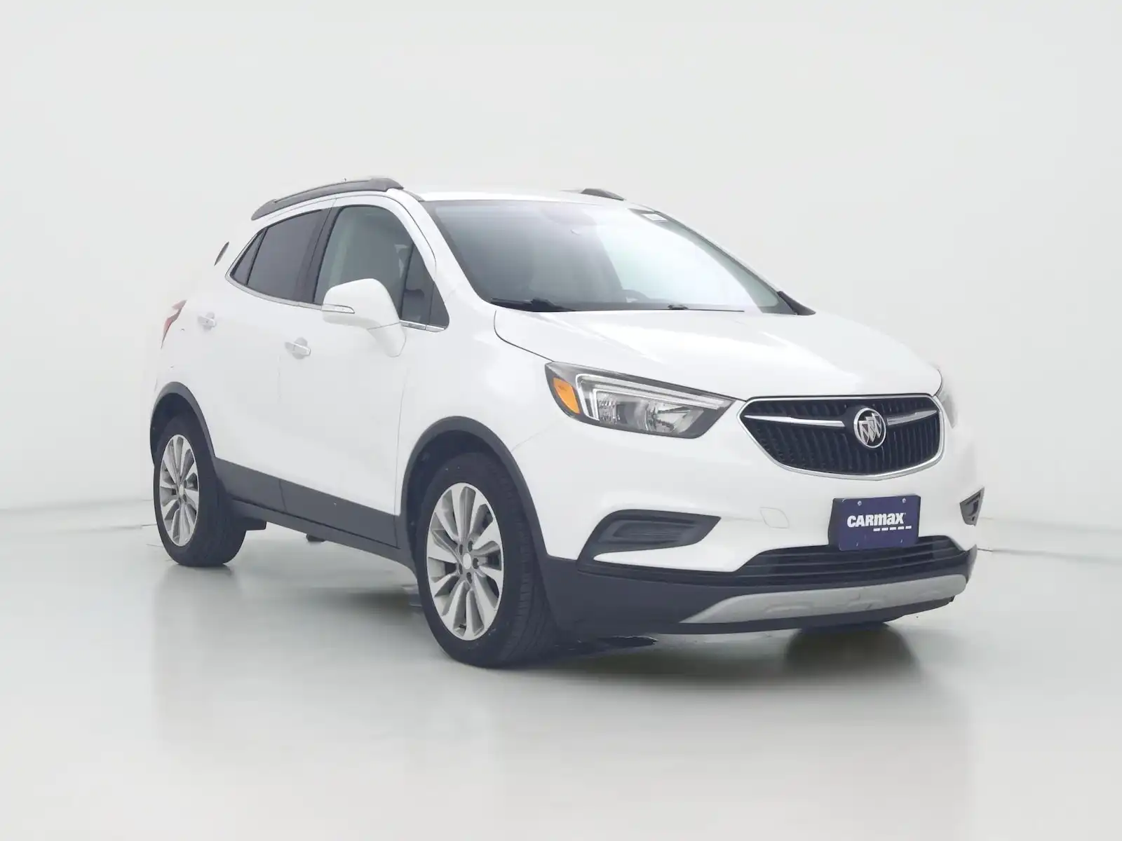 2018 Buick Encore Preferred's photo