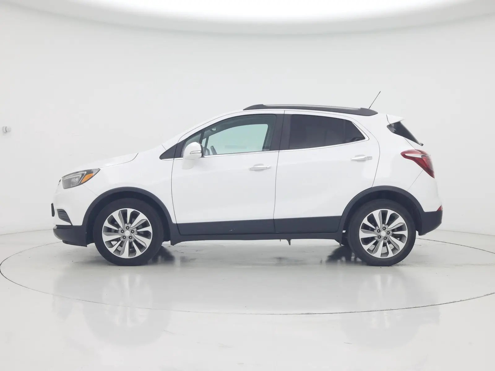 2018 Buick Encore Preferred photo 4