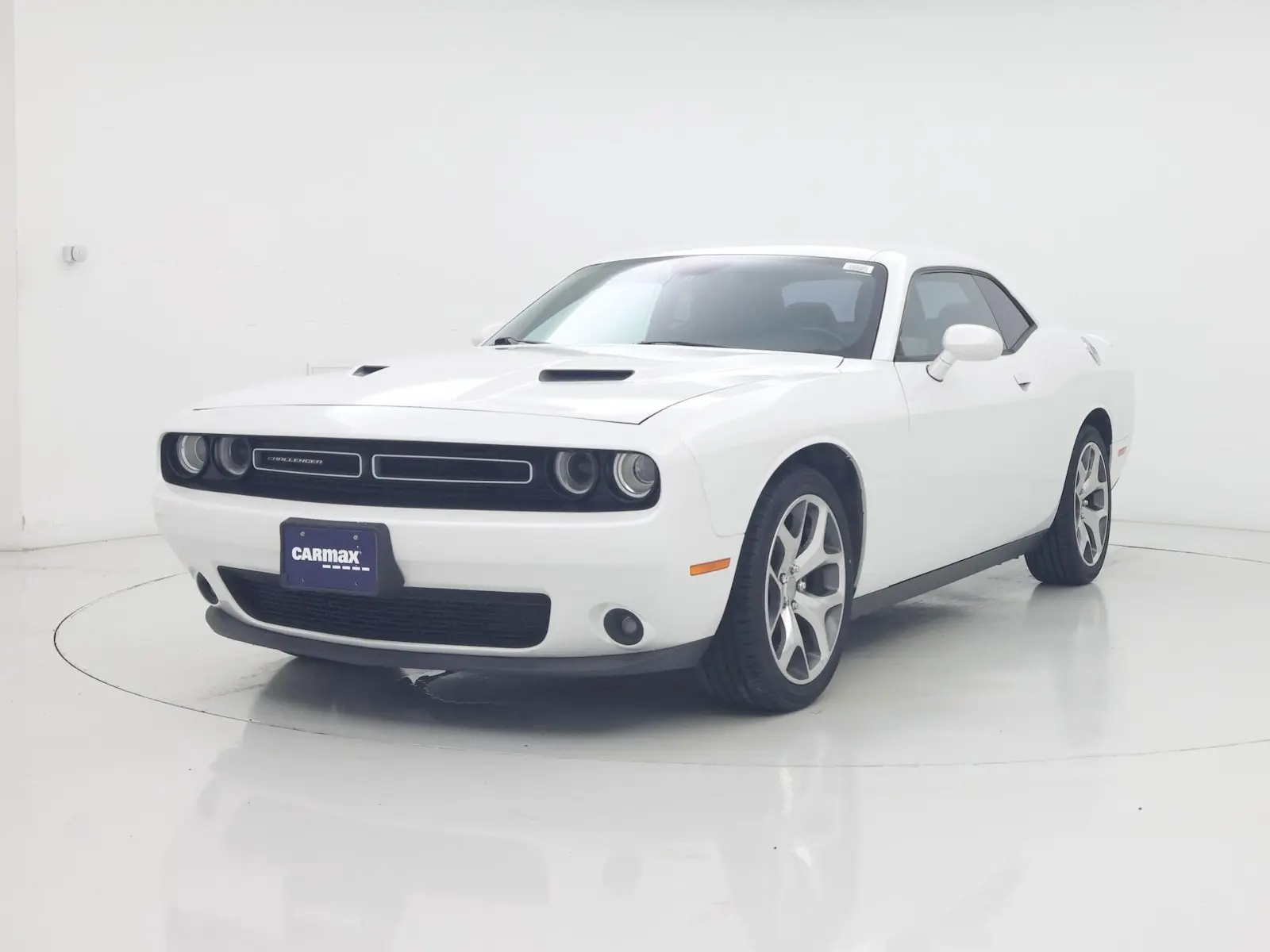 2015 Dodge Challenger SXT Plus photo 5