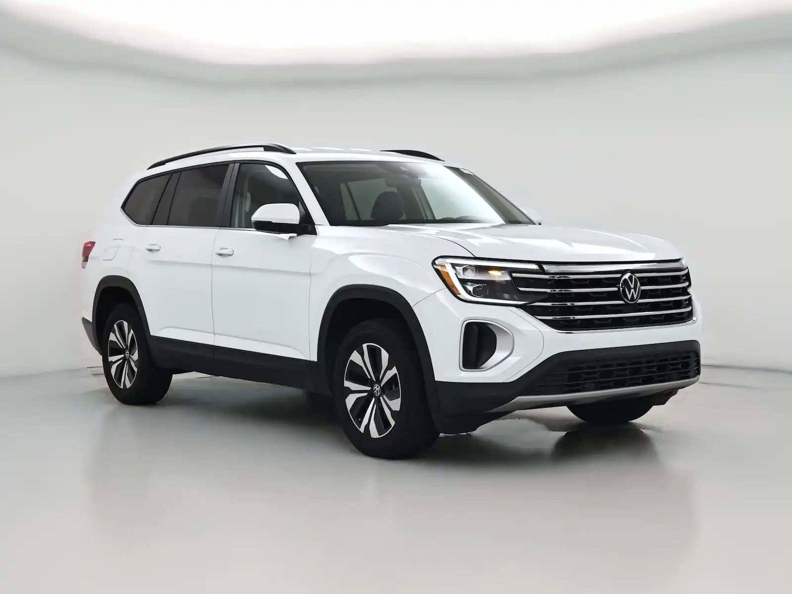 2024 Volkswagen Atlas 2.0T SE's photo