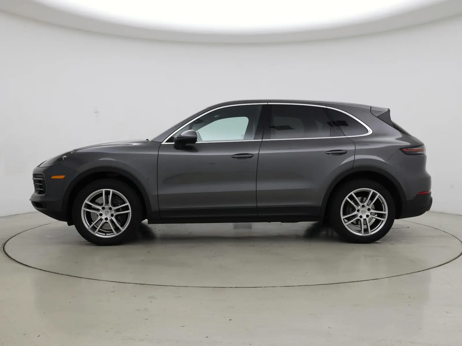 2021 Porsche Cayenne Base photo 4