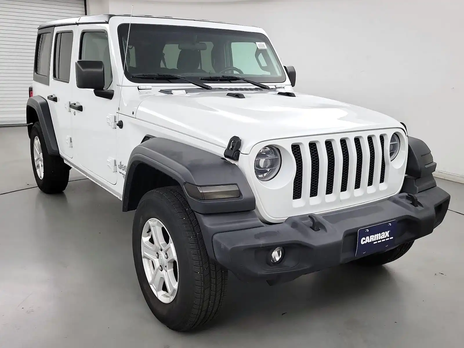 2020 Jeep Wrangler Sport S's photo