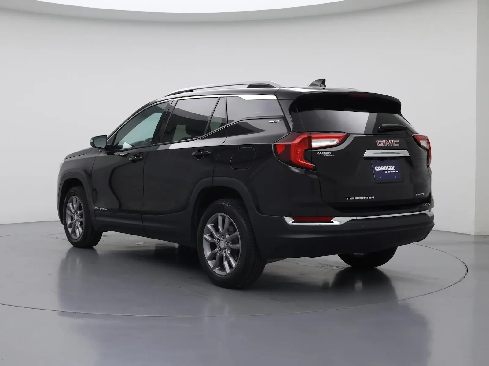 2023 GMC Terrain SLT AWD photo 3