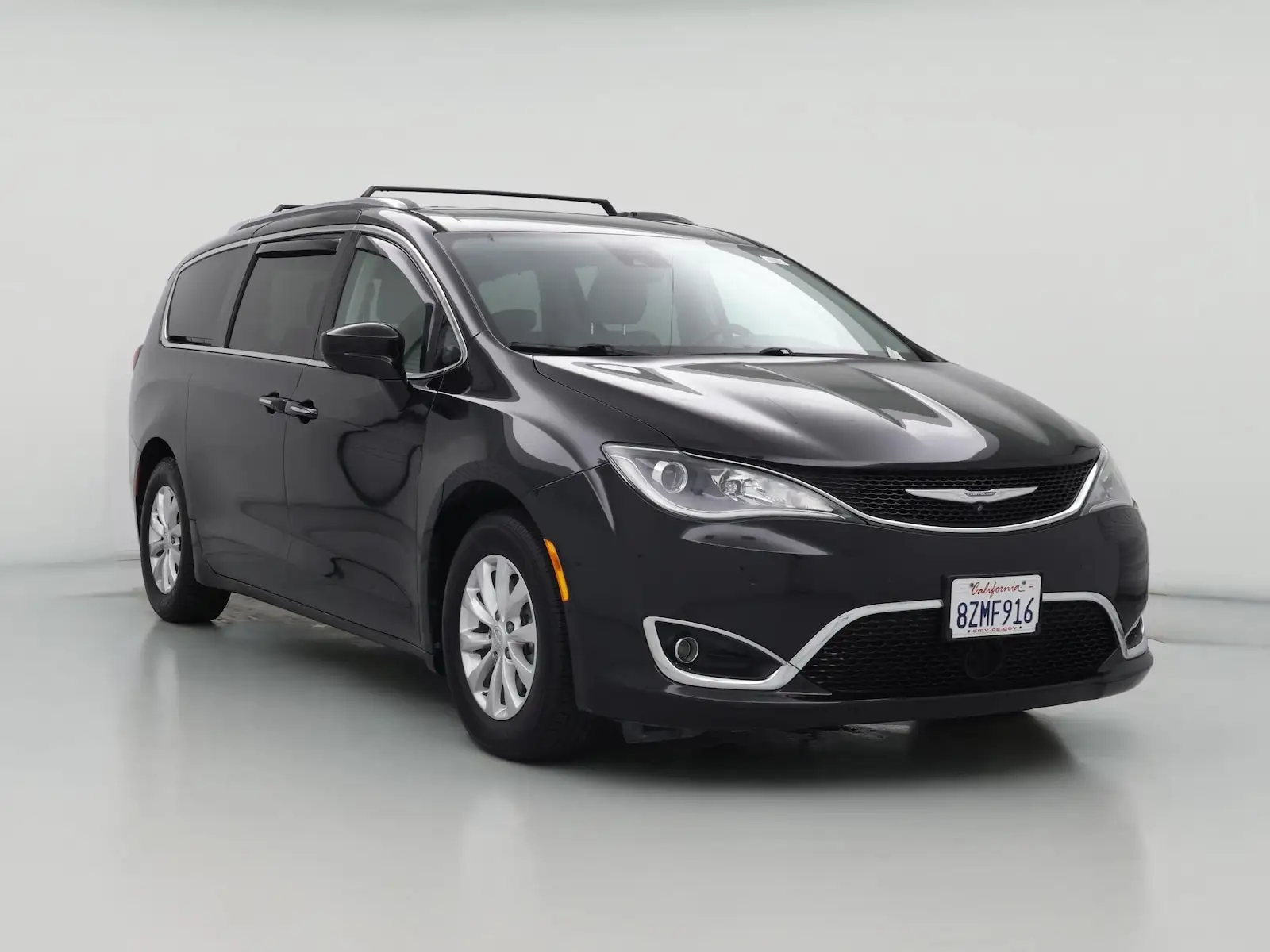 2018 Chrysler Pacifica Touring L photo 1