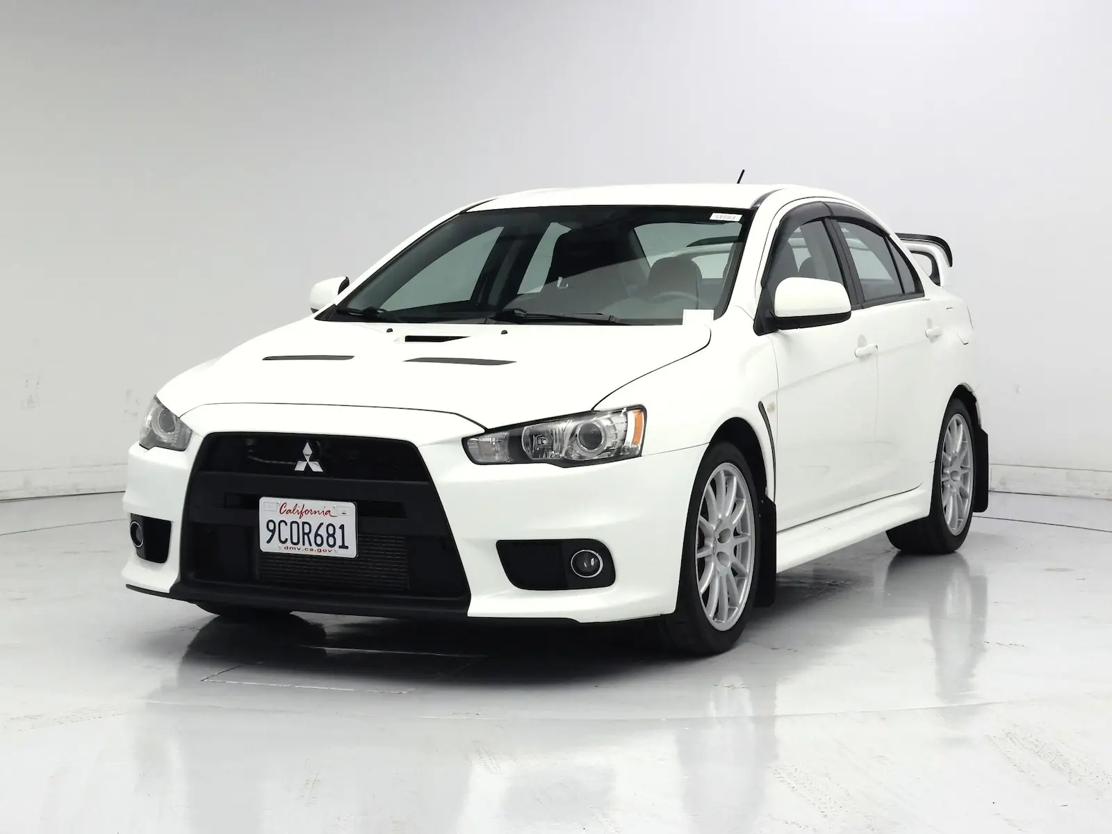 2014 Mitsubishi Lancer Evolution GSR photo 5