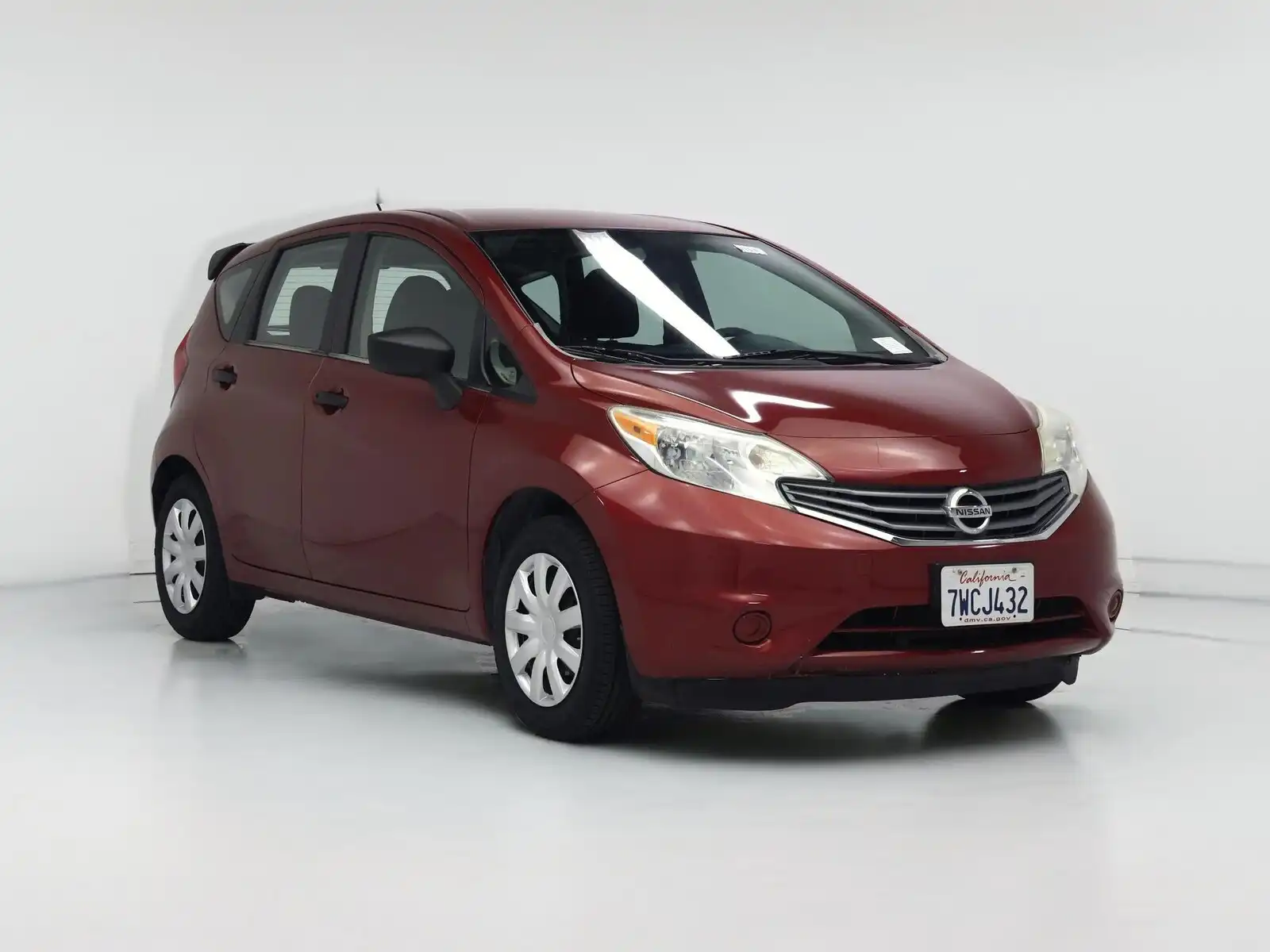 2016 Nissan Versa Note 1.6 S MT's photo