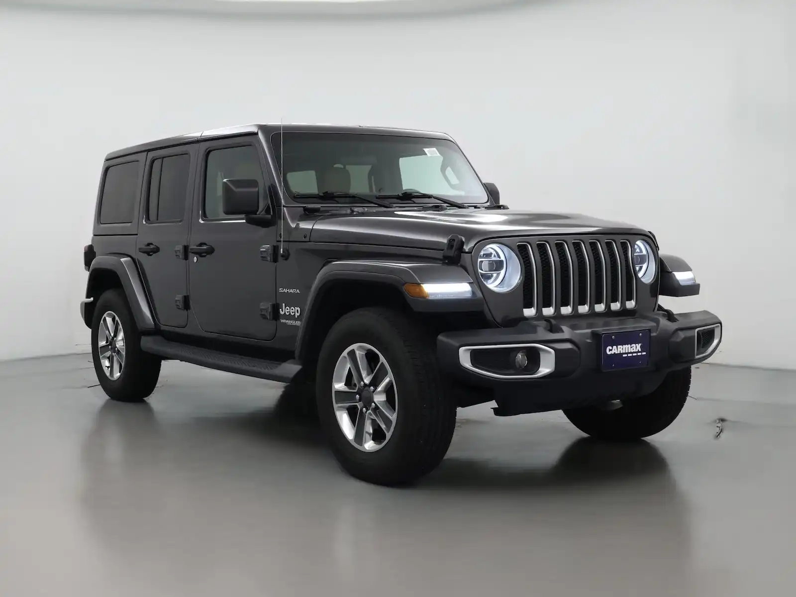 2018 Jeep Wrangler Sahara's photo