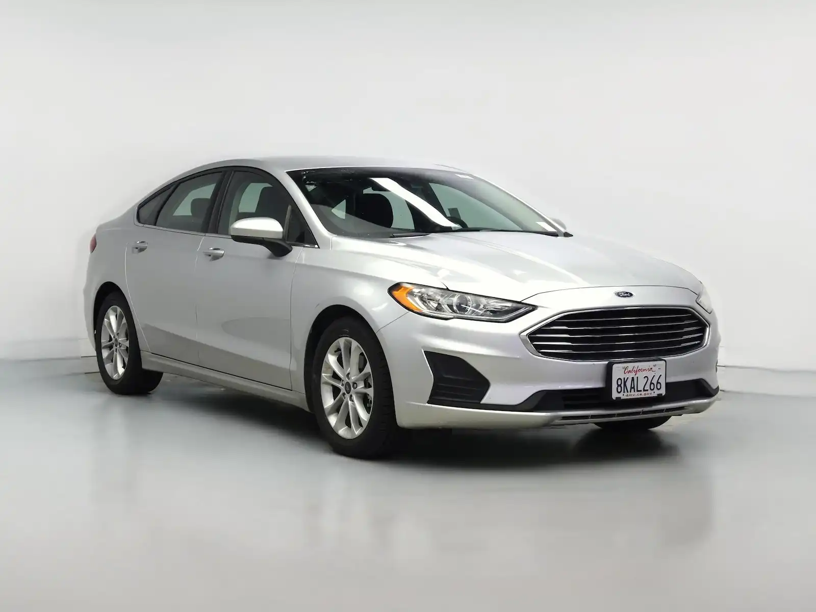 2019 Ford Fusion SE FWD's photo