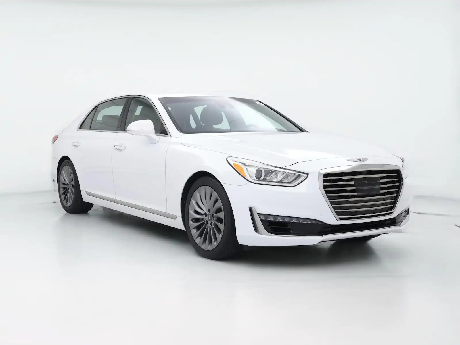 2019 Genesis G90 5.0 Ultimate's photo
