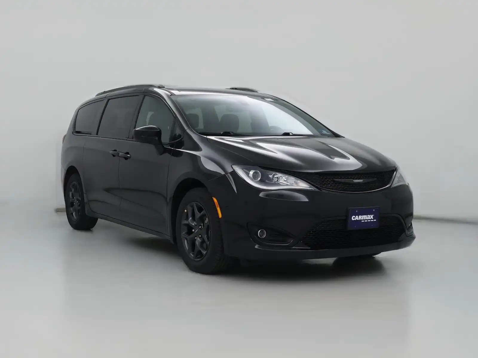 2020 Chrysler Pacifica Touring L's photo