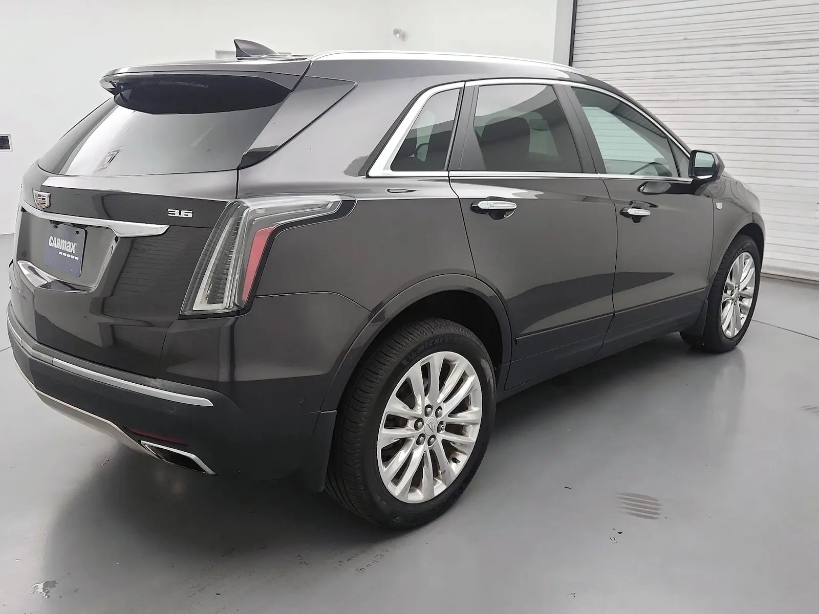 2017 Cadillac XT5 Platinum AWD photo 5