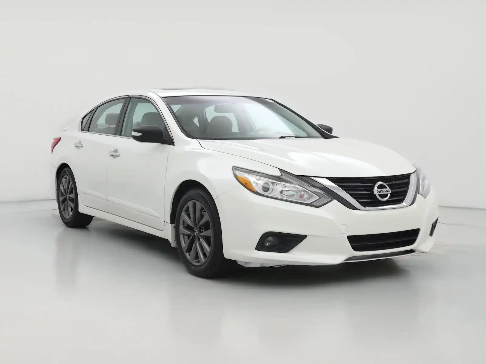 2016 Nissan Altima 2.5 SL's photo