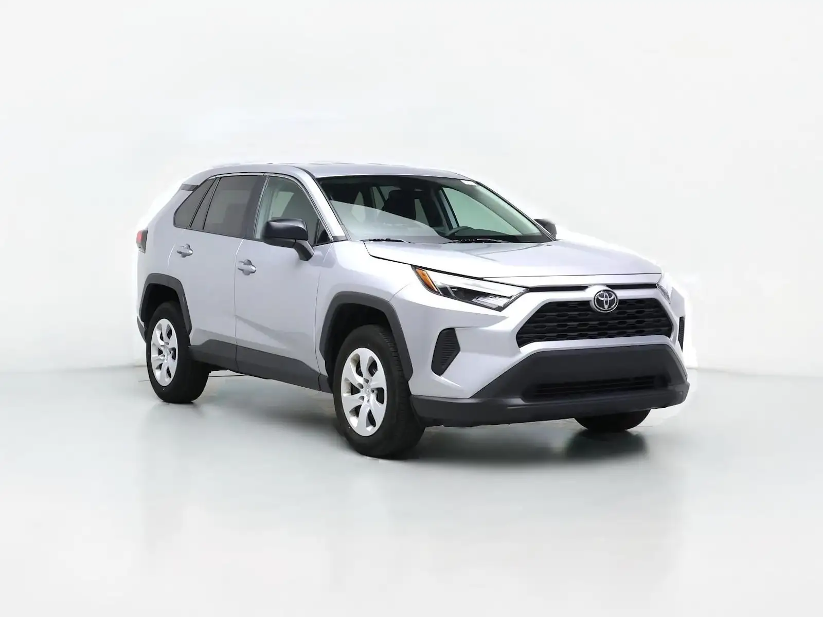 2025 Toyota RAV4 LE AWD's photo