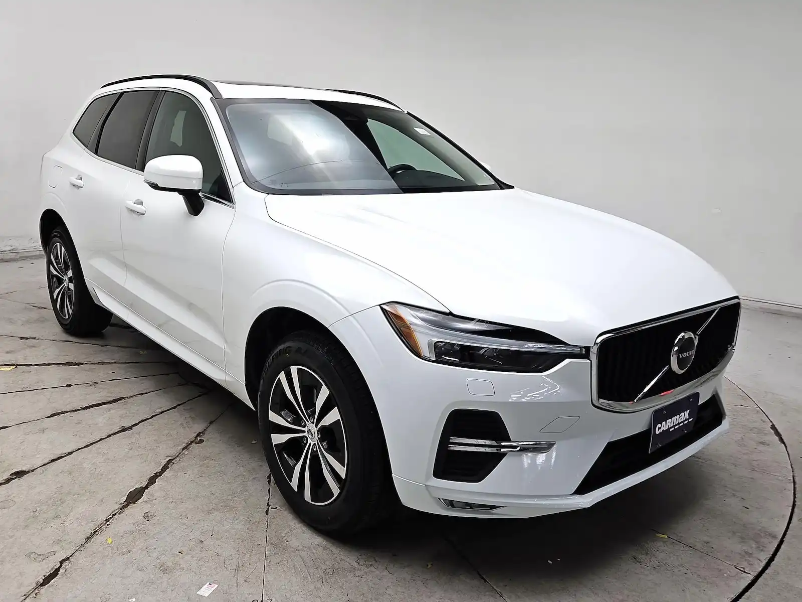 2023 Volvo XC60 B5 Core AWD's photo