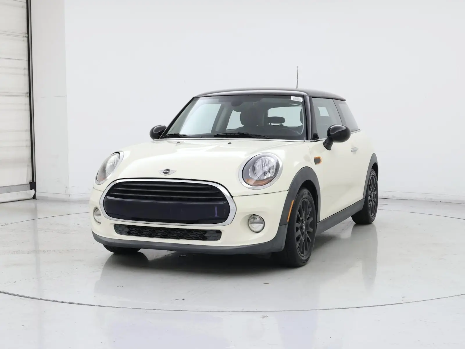 2016 MINI Cooper Base photo 5