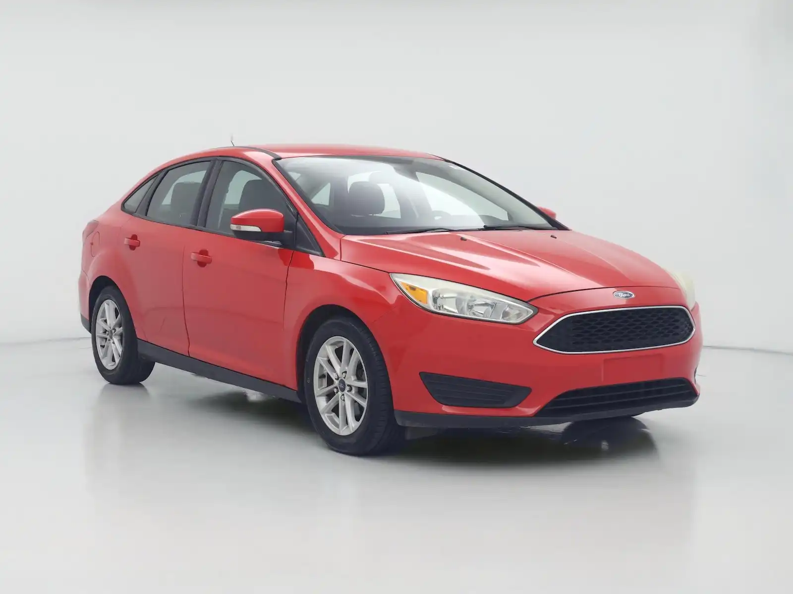 2017 Ford Focus SE Sedan's photo
