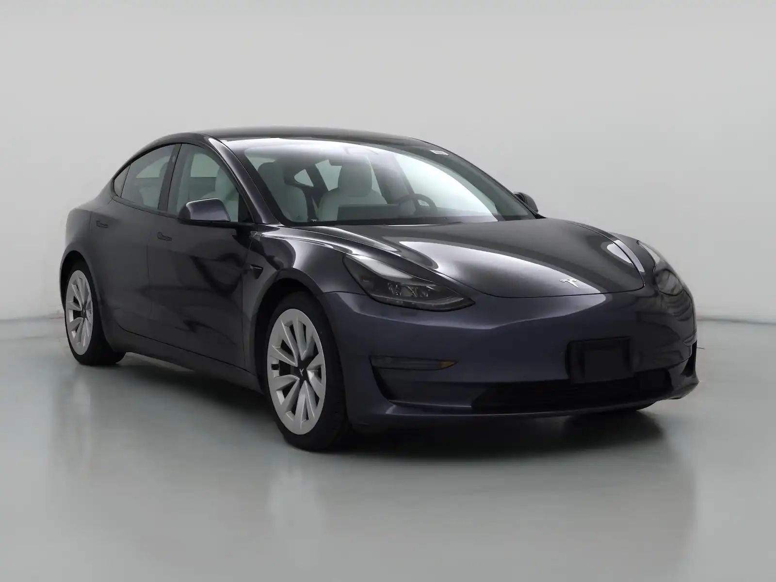 2021 Tesla Model 3 Standard Range Plus's photo