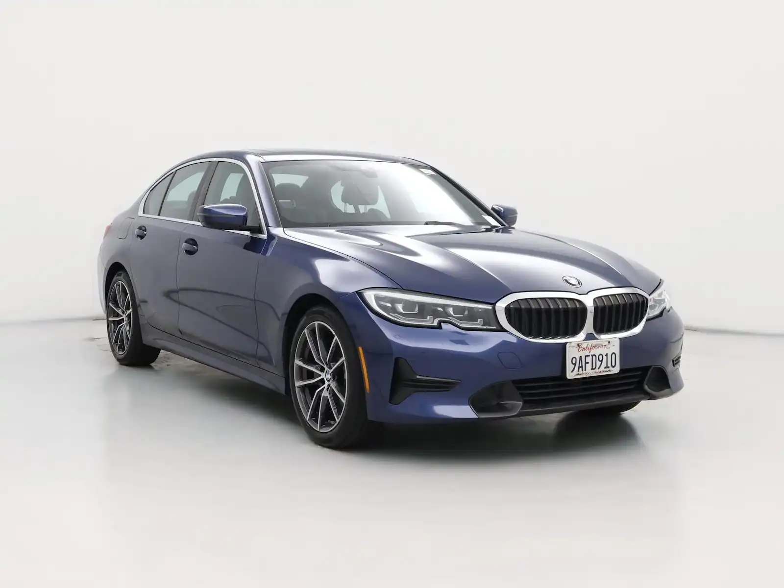 2021 BMW 3 Series 330i Sedan's photo