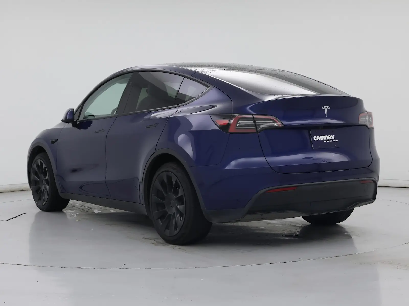 2024 Tesla Model Y Long Range RWD photo 3