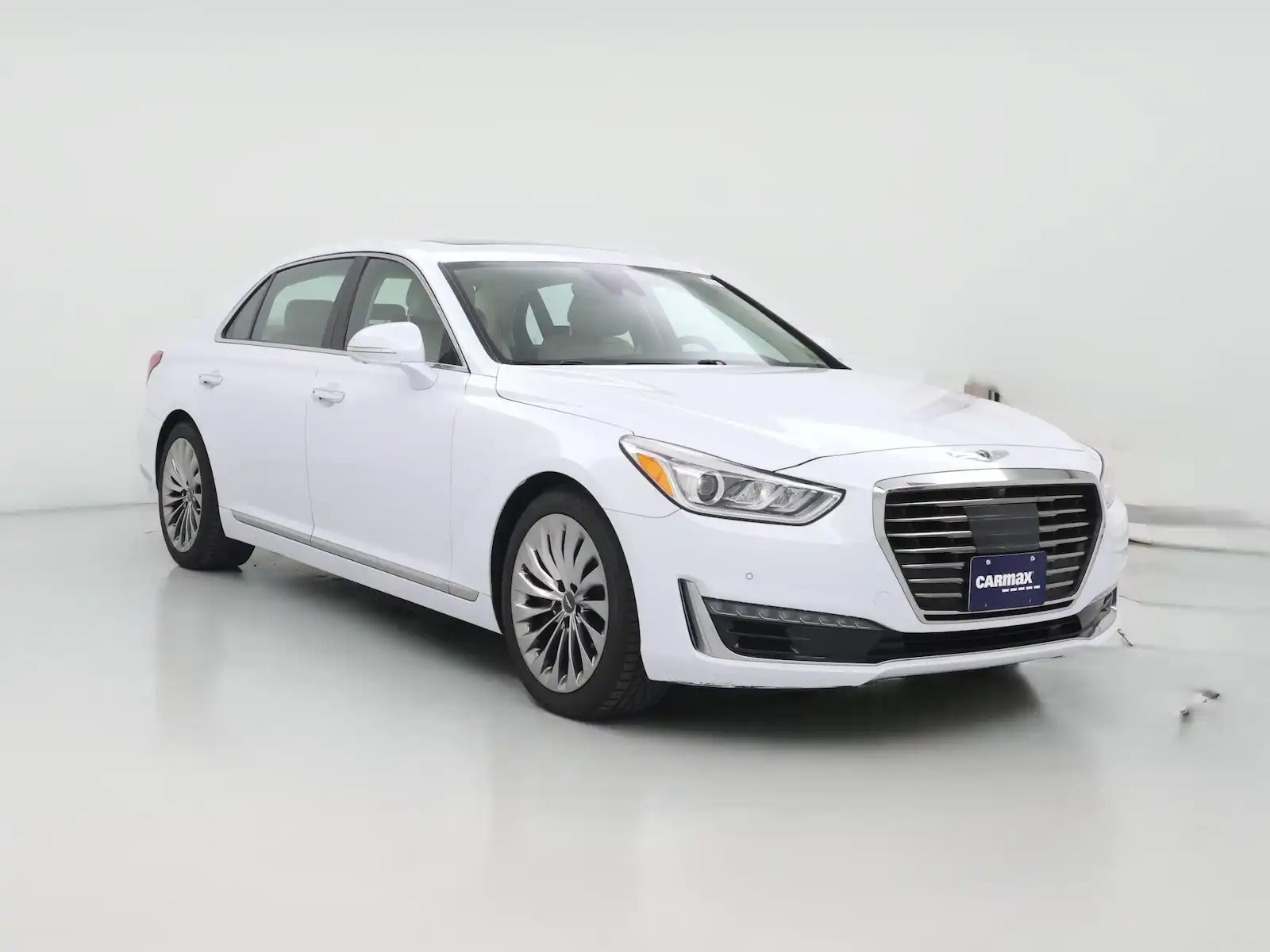 2019 Genesis G90 5.0 Ultimate's photo