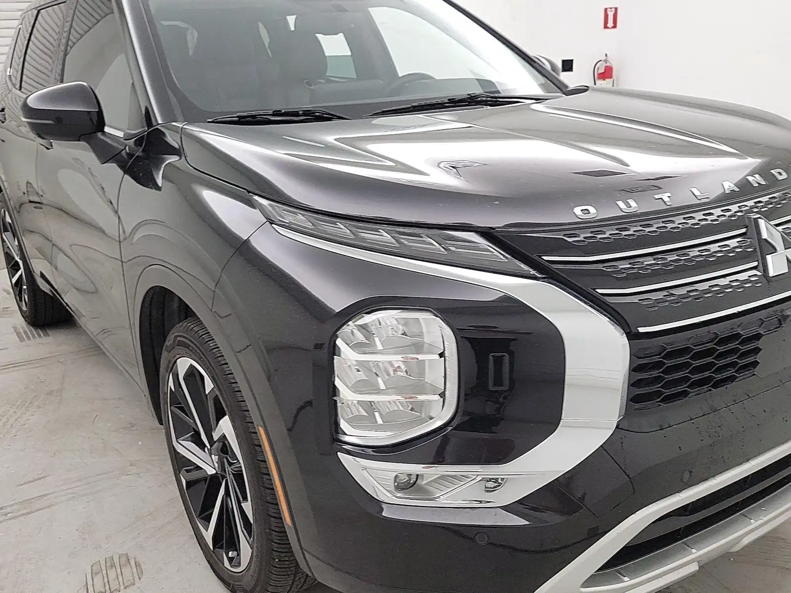 2022 Mitsubishi Outlander SEL Special Edition S-AWC's photo