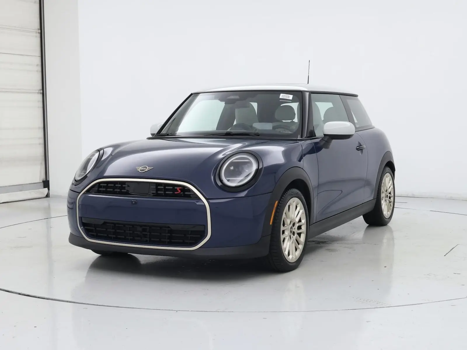 2025 MINI Hardtop Cooper S photo 5