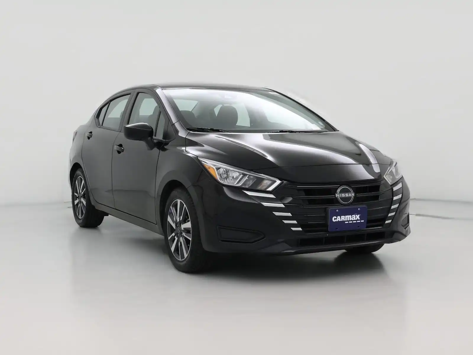 2023 Nissan Versa 1.6 SV CVT's photo