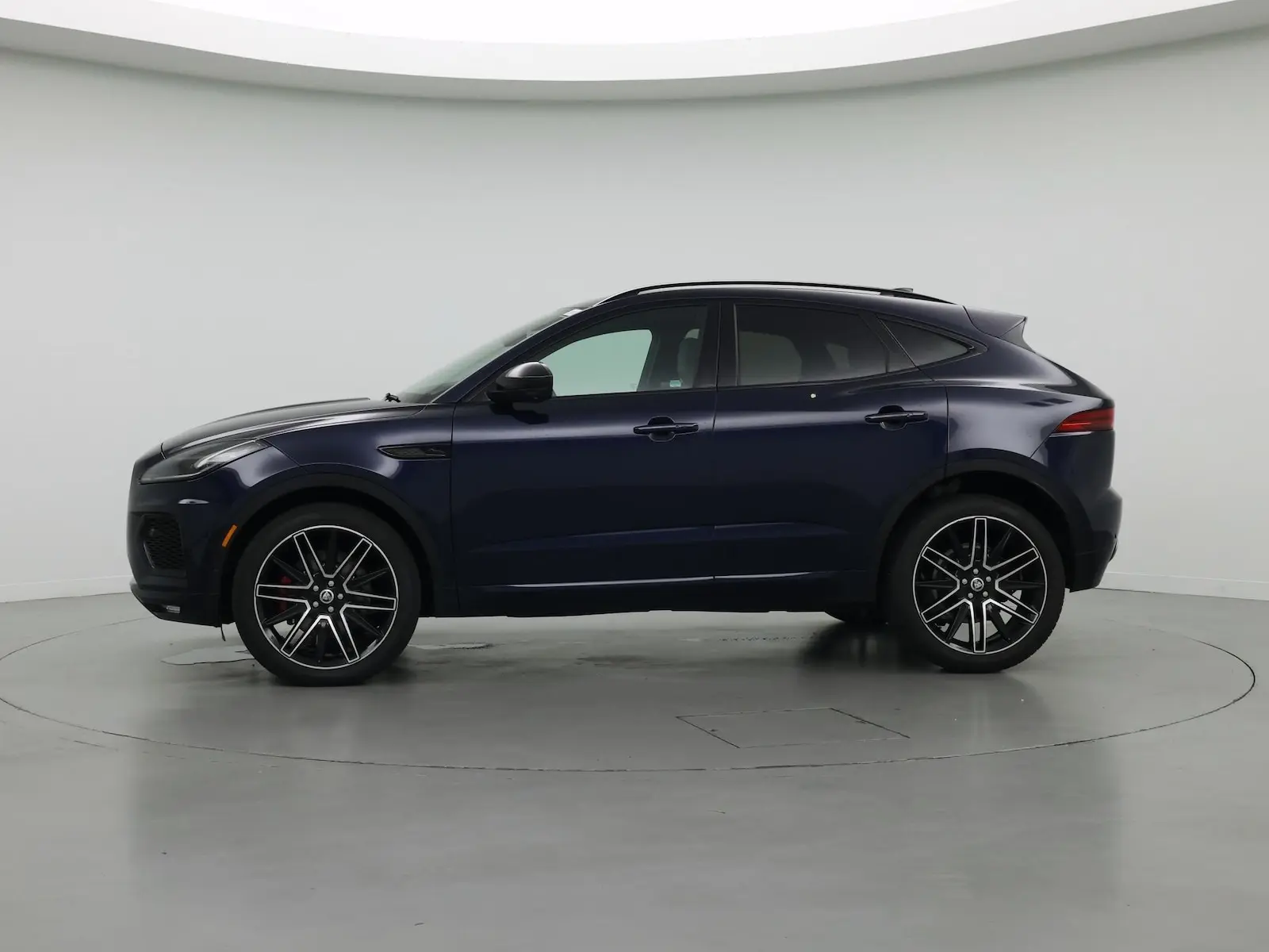 2024 Jaguar E-PACE P250 R-Dynamic SE photo 4