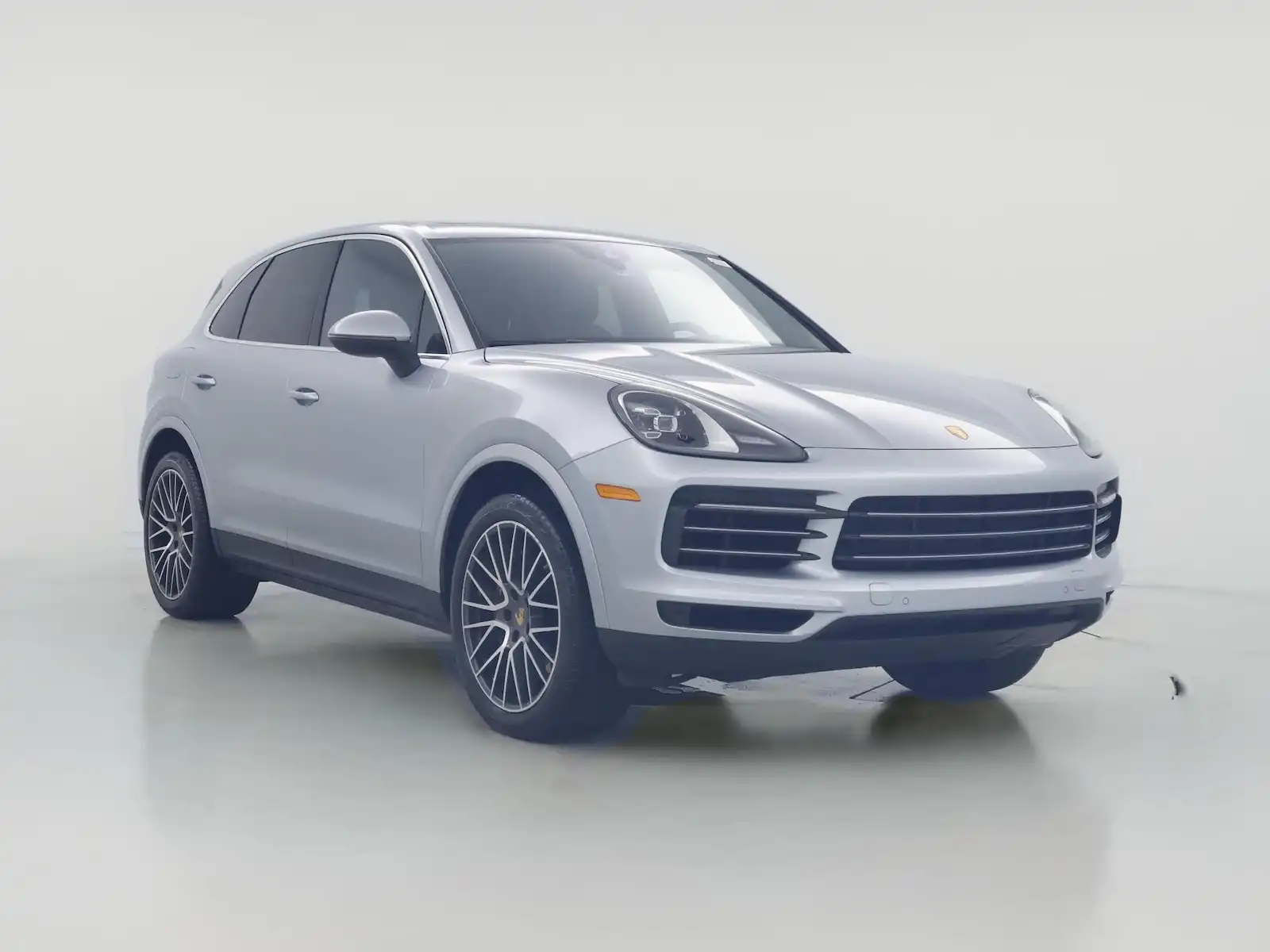 2022 Porsche Cayenne Base's photo