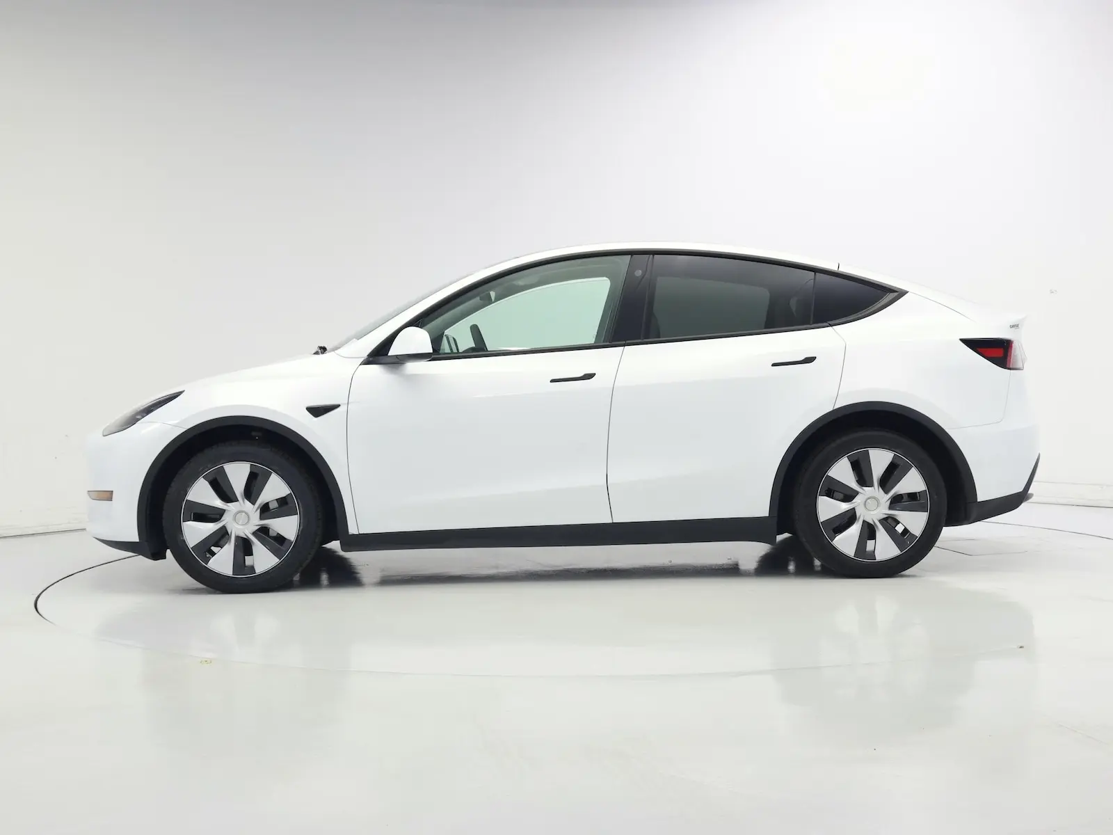 2023 Tesla Model Y Long Range Dual Motor AWD photo 4