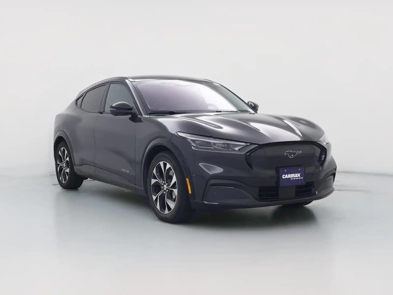 2022 Ford Mustang-Mach-e Premium's photo