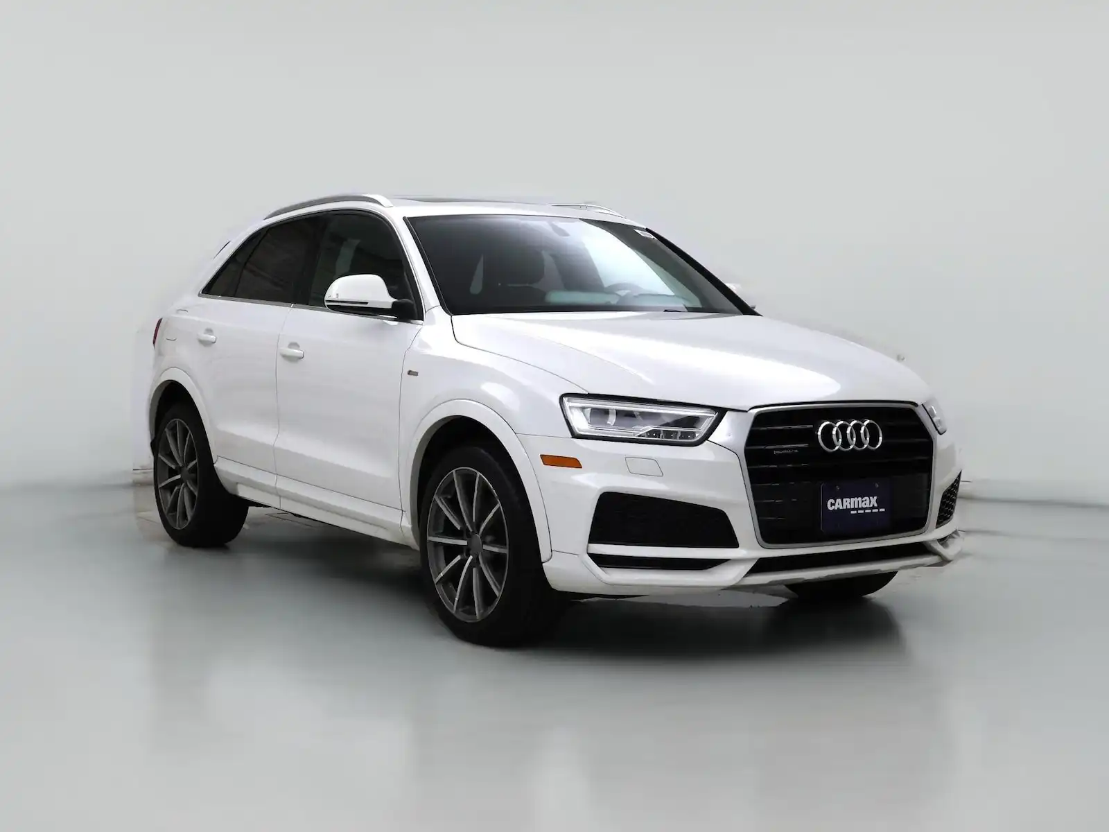 2018 Audi Q3 2.0T Premium Plus quattro's photo