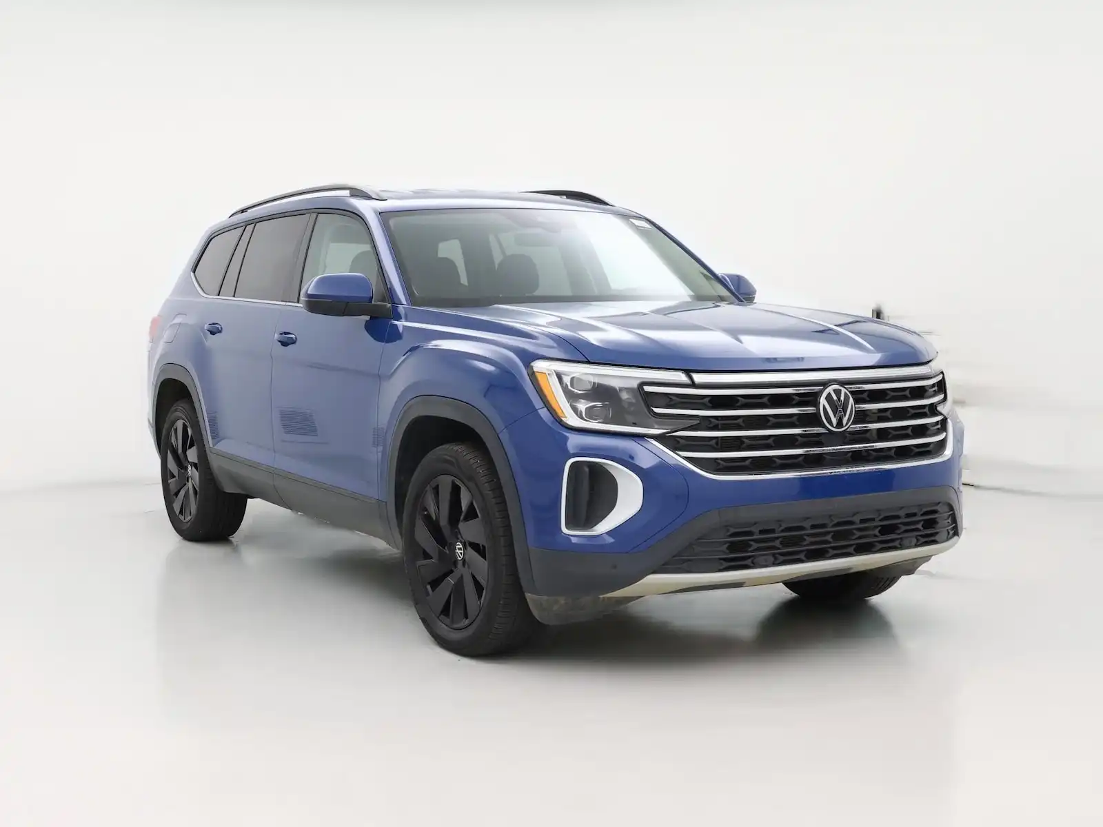 2025 Volkswagen Atlas 2.0T SE with Tech's photo