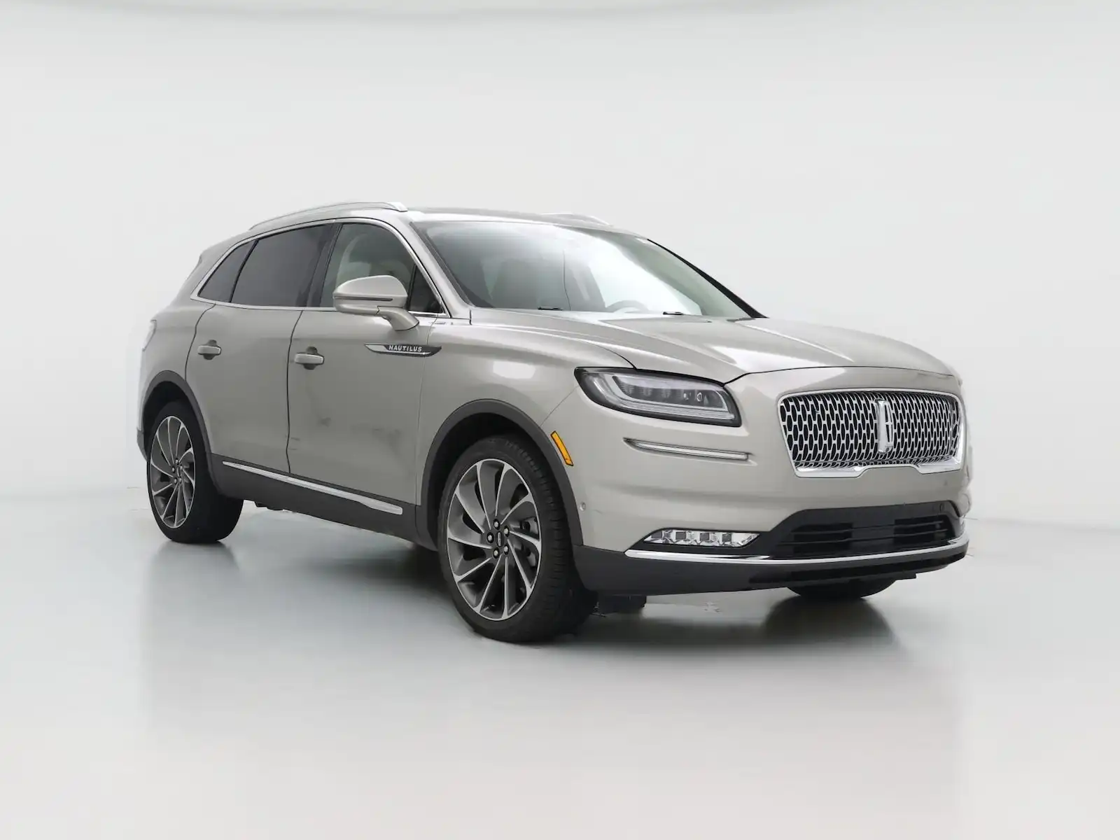 2023 Lincoln Nautilus Reserve AWD's photo
