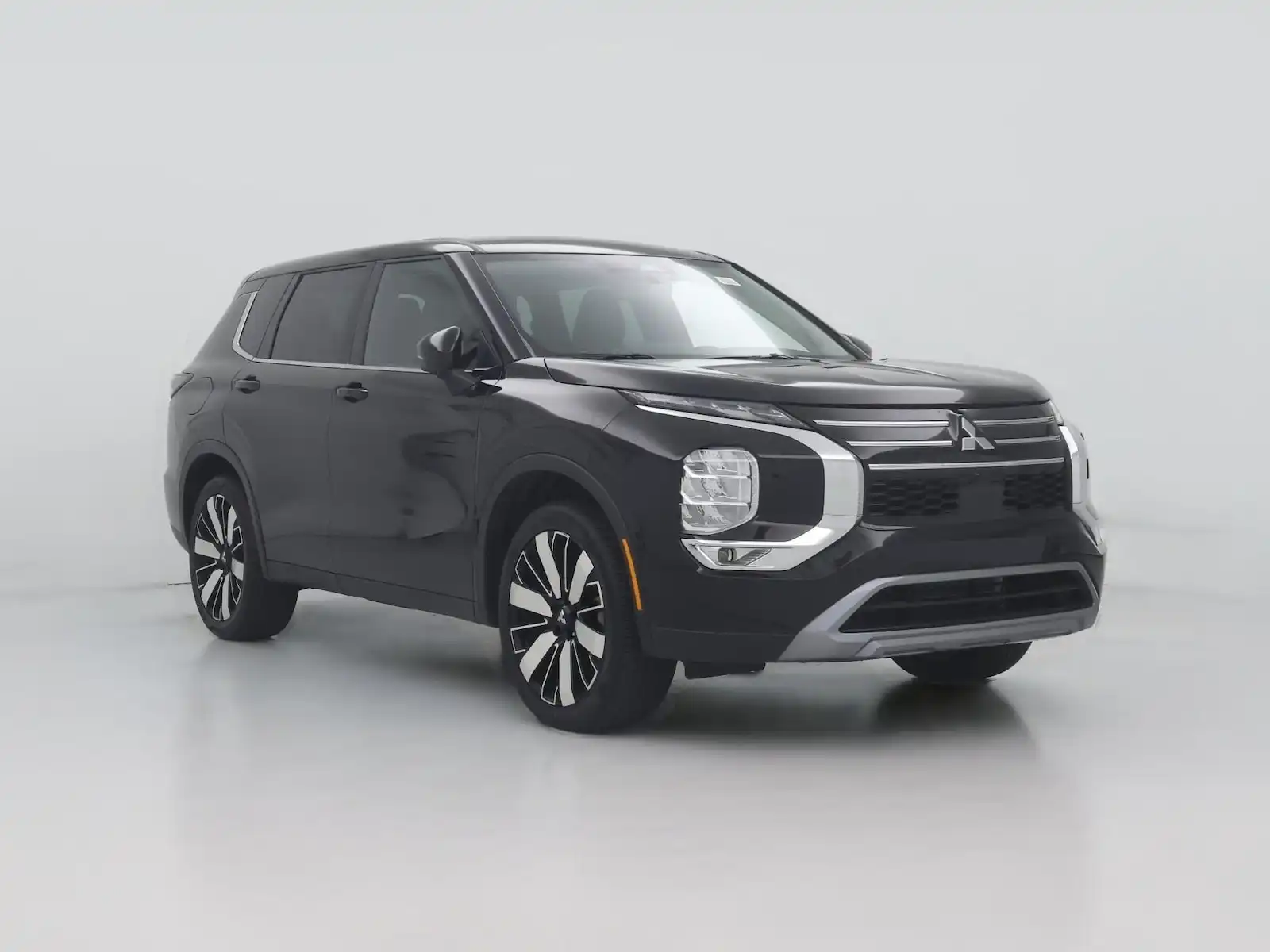 2025 Mitsubishi Outlander SE S-AWC's photo
