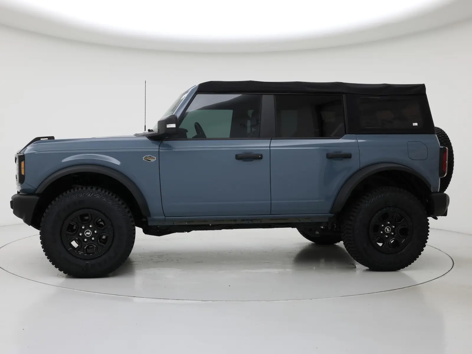 2022 Ford Bronco Wildtrak 4WD photo 4