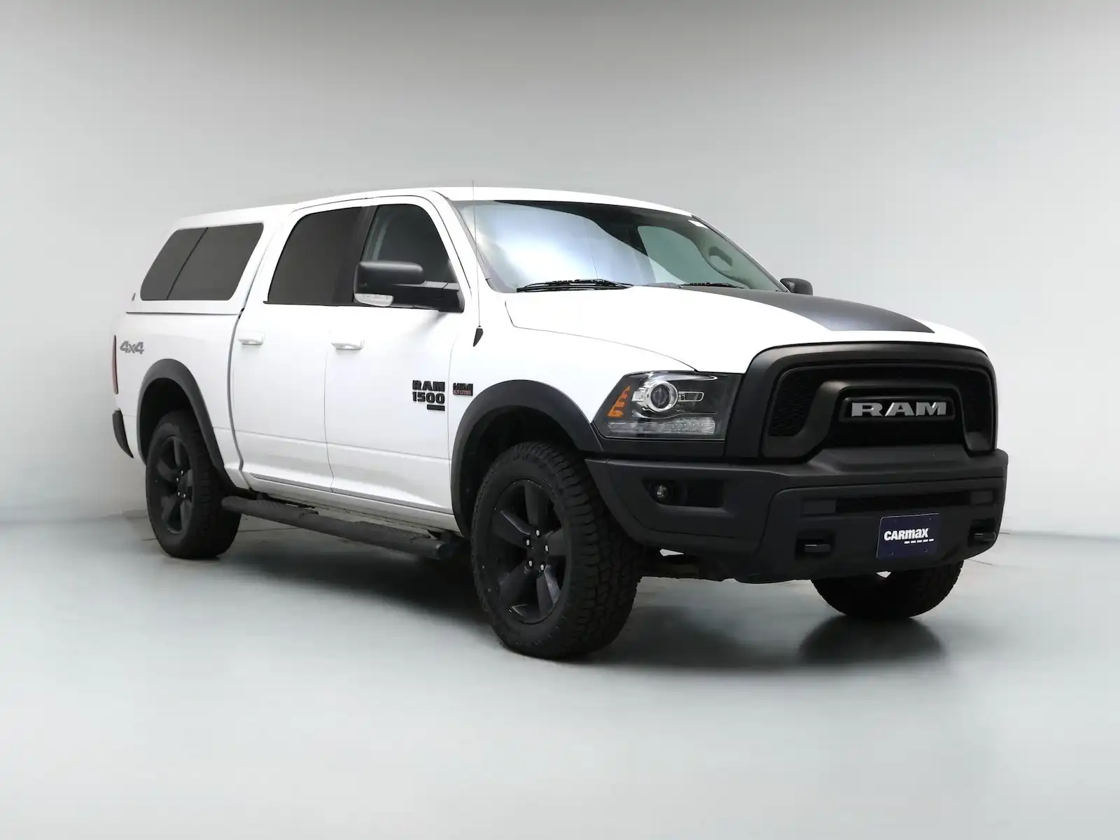 2019 RAM 1500 Classic Warlock 4WD Crew Cab 5'7's photo