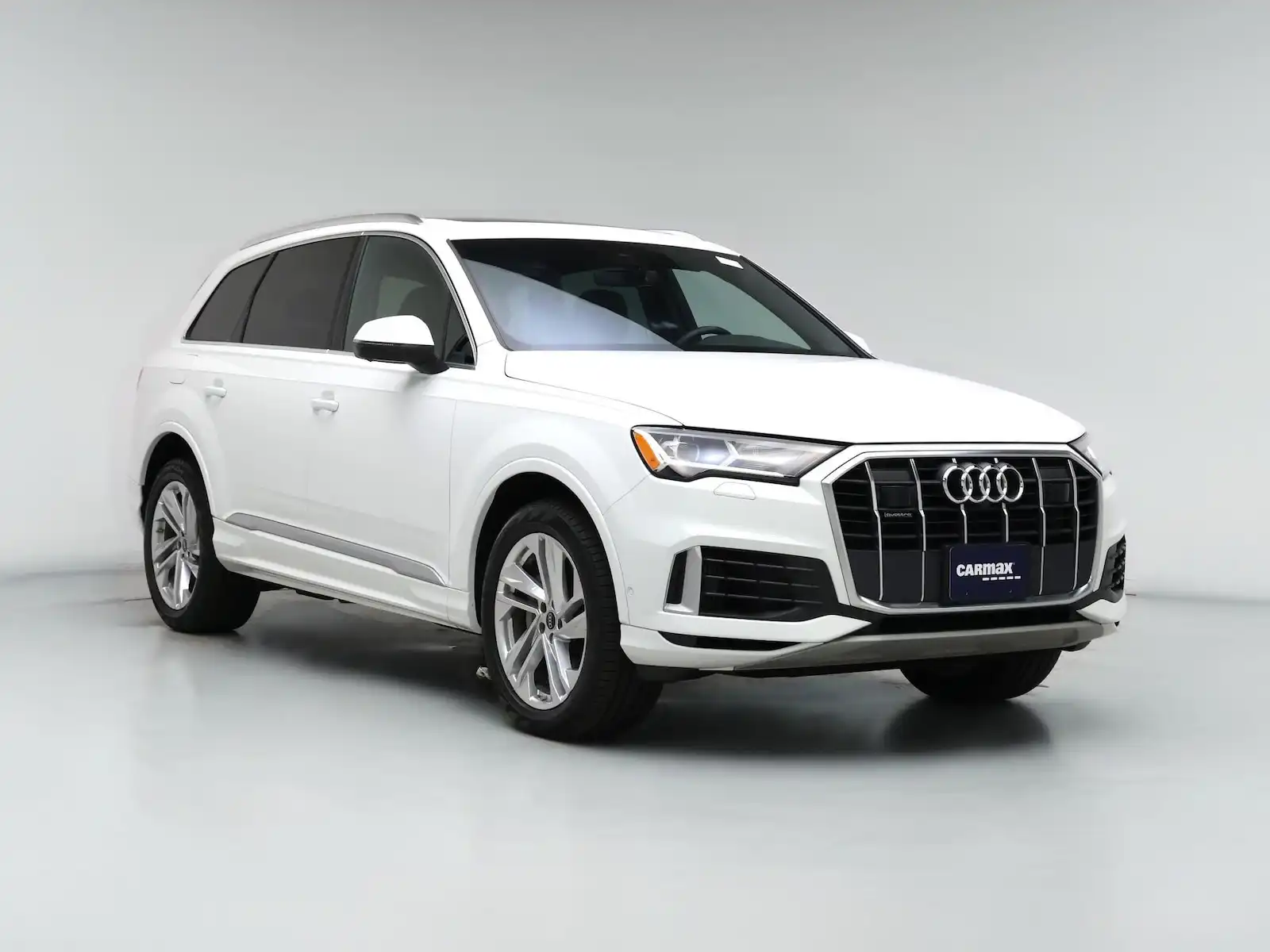 2022 Audi Q7 55 Premium Plus quattro Tiptronic's photo